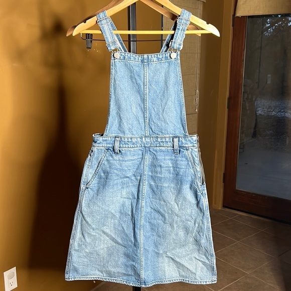 Madewell Dresses & Skirts - Madewell Apron Jean Overall Dress Skirtall Size Small